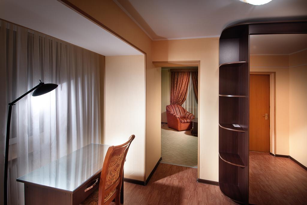 Hotel Edem Karagandy Δωμάτιο φωτογραφία